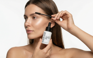 Nanolash Castor Oil – geconcentreerde verzorging voor wimpers en wenkbrauwen op basis van een pure formule
